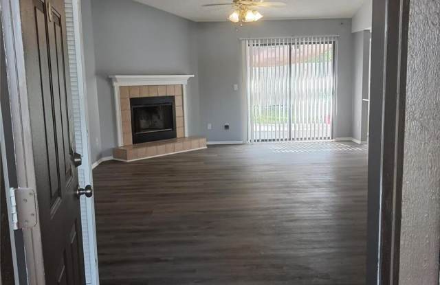 7706 COVEDALE Drive Gallery 3