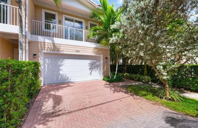 1430 SW 4th Ave photos photos