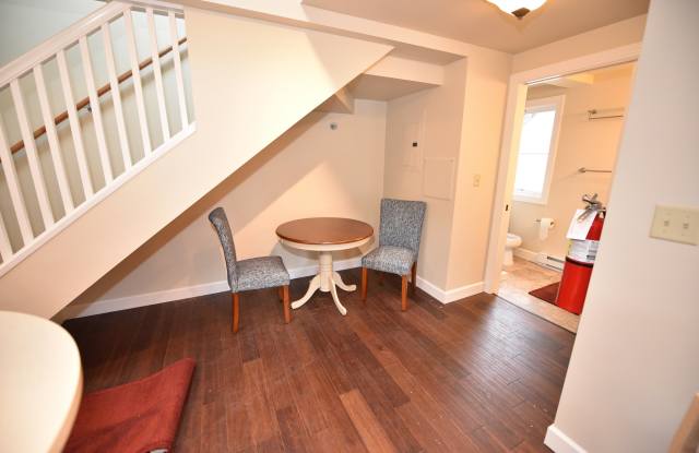 406 Stewart Ave - Apartment 3A Gallery 3