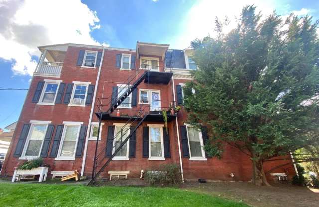 131 W 18TH ST #APARTMENT 4 Gallery 2