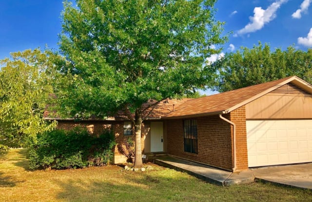 1928 Nevada - 1928 Nevada Street, San Marcos, TX 78666