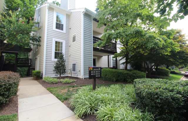 Large upper-level condo photos photos Large upper-level condo photos photos