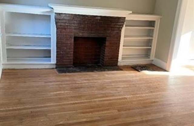 9844 Woodrow Wilson Street Gallery 2