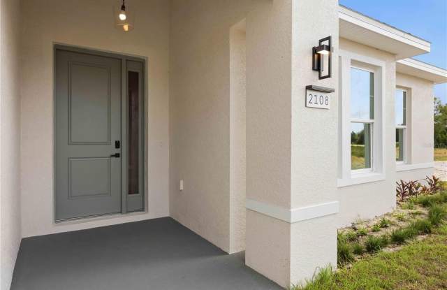 2108 RIVER HAWK Loop Gallery 4