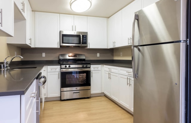 Bay Hill Apartments Gallery 2