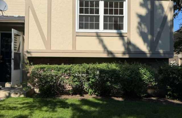 136 Brookwood Court photos photos