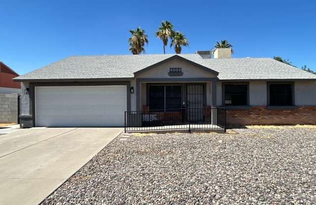 New Updates, Pool, 3 Bedroom, 2 Bathroom Home photos photos