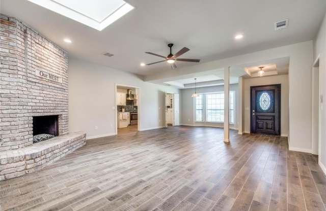 3829 Townbluff Drive Gallery 3