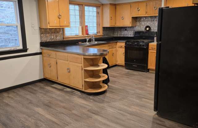 10601 South Hale Avenue photos photos