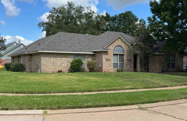 1601 S Lexington Dr - 1601 South Lexington Drive, Bossier County, LA 71111