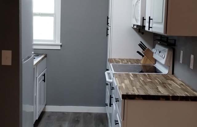 1811 East Fir Avenue photos photos