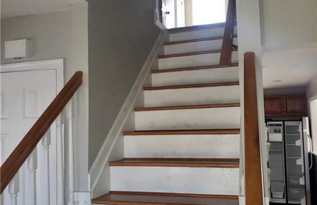 1104 Stoney Brook Landing Gallery 3