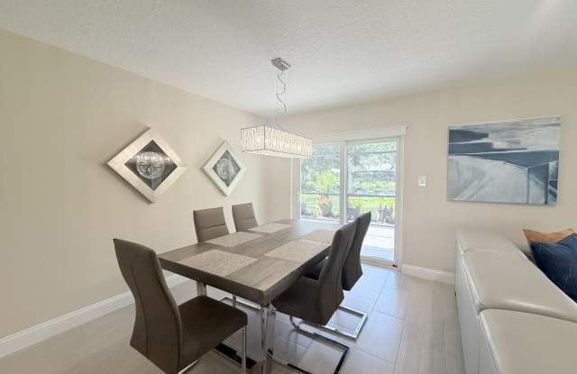 4822 Gamling Lane Gallery 4