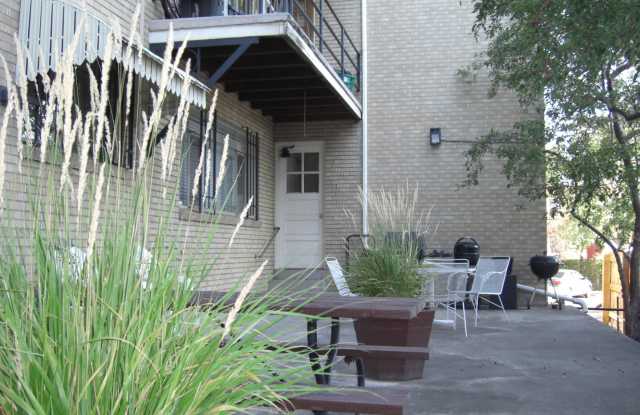 Ogden Arms at 800 Ogden Gallery 4