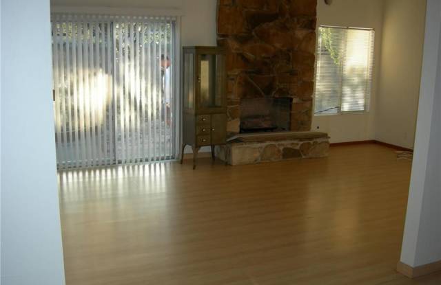 7067 Falcon Drive Gallery 4
