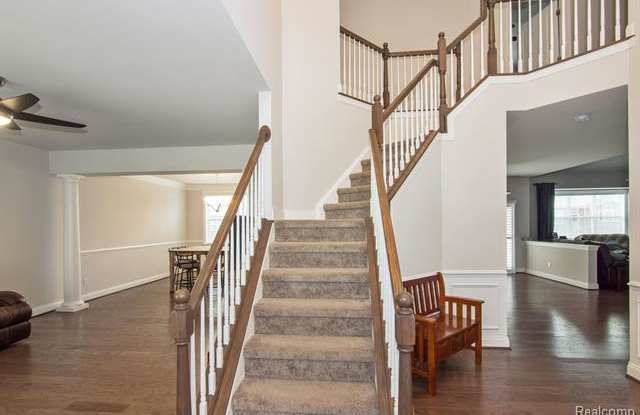 2500 FAIRMOUNT PARK Lane Gallery 2