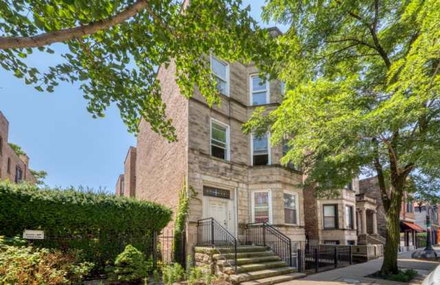 1349 W Taylor - 1349 West Taylor Street, Chicago, IL 60607