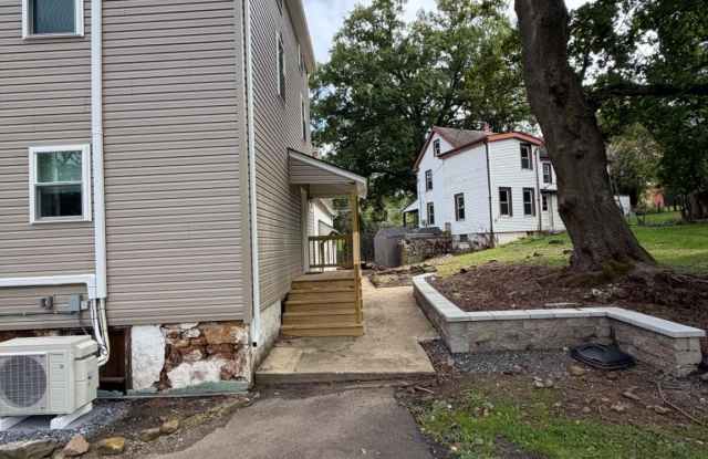 202 STONY RUN Road Gallery 2