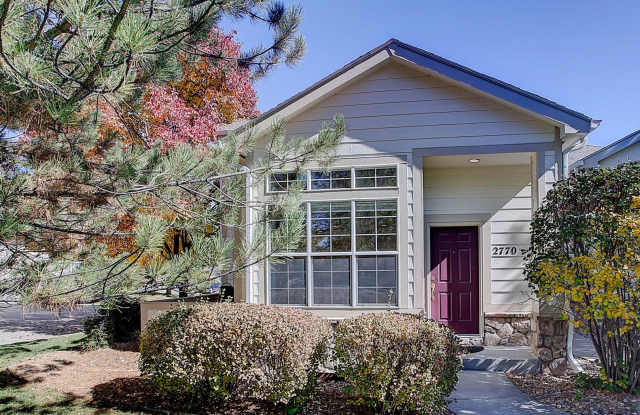 Cozy 2bed/2.5 bath townhome in Lafayette photos photos