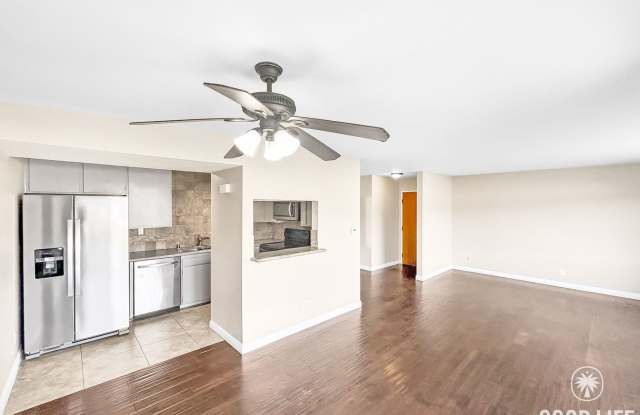 Beautiful 2BD/2BA w/ Reserved Parking and A/C in College Area! photos photos