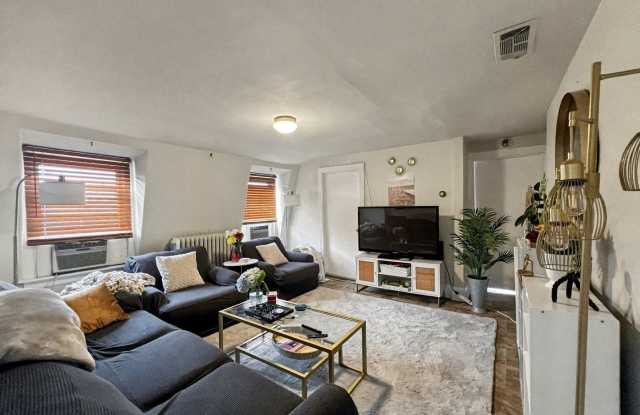 1024-1026 W Lancaster Ave. photos photos