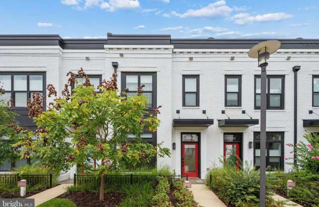 11344 EMERALD PARK Road Gallery 1
