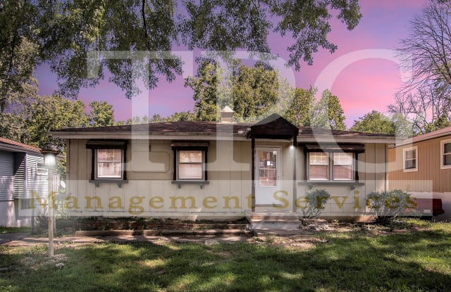4905 North Manchester Avenue - 4905 North Manchester Avenue, Kansas City, MO 64119