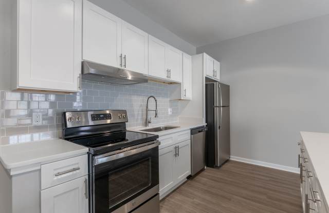 Flats at West Broad Village photos photos