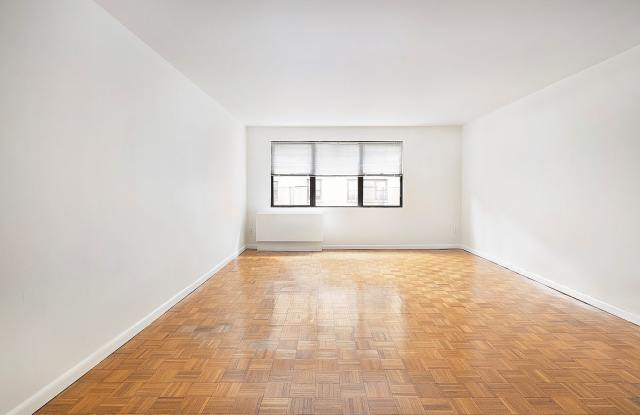 170 E 94th St Apt 6D photos photos
