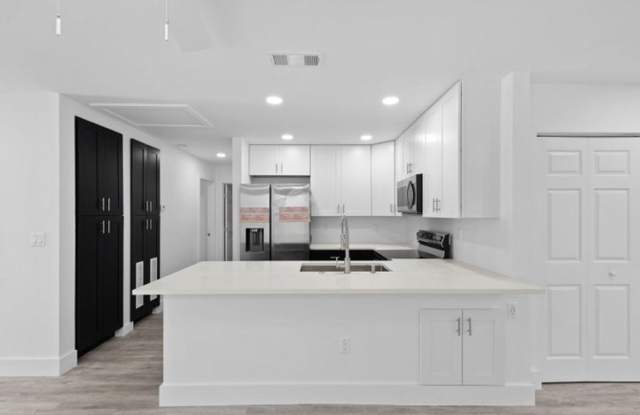 720 Mcintosh Street, West Palm Beach, FL 33405 Gallery 3