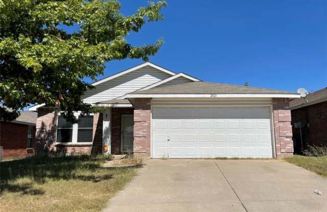 2021 Navada Way - 2021 Navada Way, Fort Worth, TX 76247