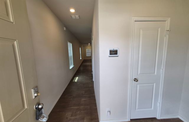 465 Middle Green Loop, Floresville, TX. 78114 Gallery 4