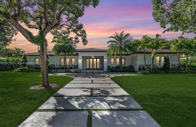 7720 SW 130th St photos photos