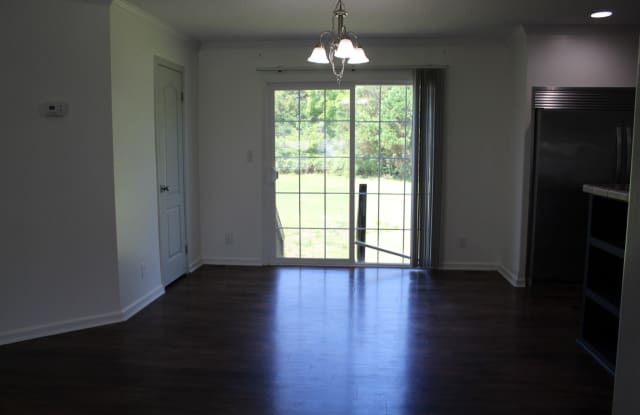 110 Fisher Drive Gallery 4