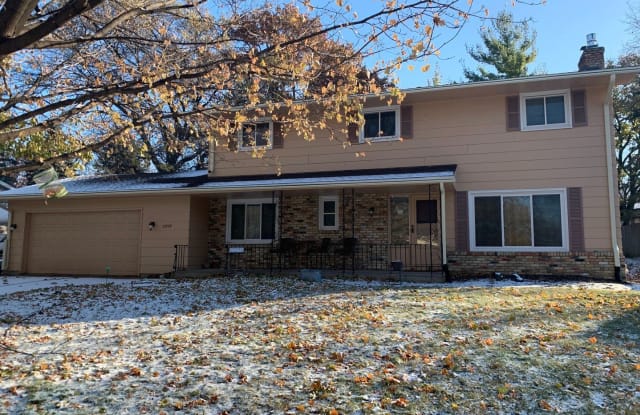 13509 Colfax Ave S - 13509 Colfax Avenue South, Burnsville, MN 55337