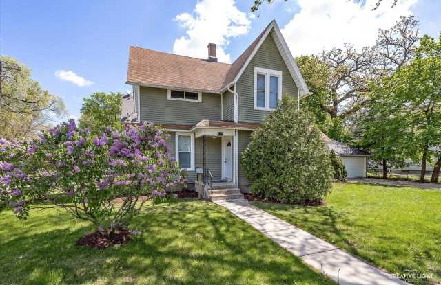 355 Ryerson Avenue photos photos