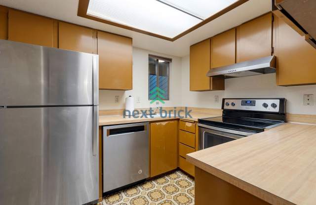 2 BEDS  2 BATH CONDO FOR RENT Gallery 4