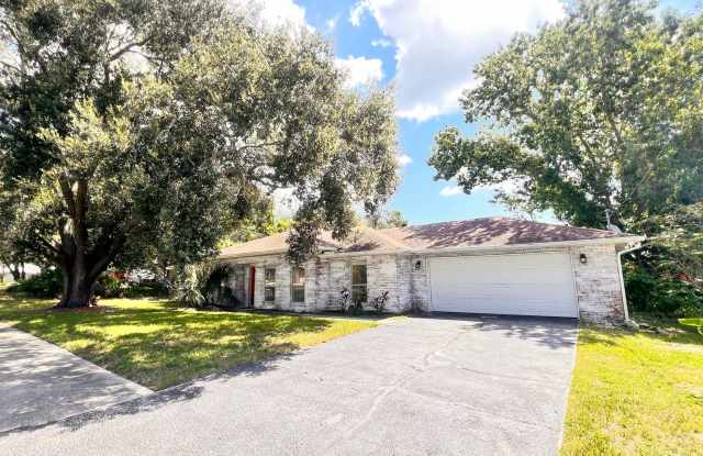Charming Ranch Style Property Ready to be Called HOME! photos photos