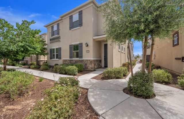 9310 Mystic Lake Aly - 9310 Mystic Lake Alley, Vineyard, CA 95829