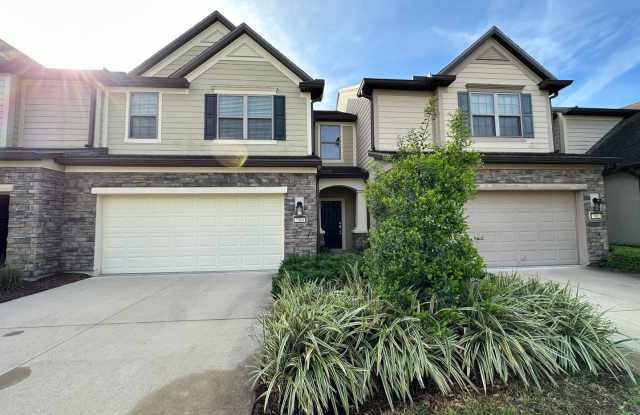 Lovely Bartram Townhome with 2 Car Garage. Gallery 1