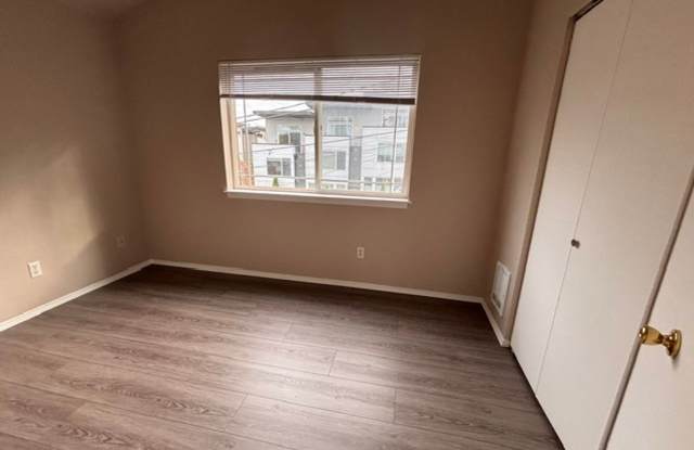 $2700 Newly Remodeled 2 story townhome- 2BR, 1.75BA,W/D , back yard, one parking space Gallery 3