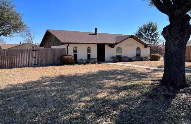 4422 Galaxie Road Gallery 2