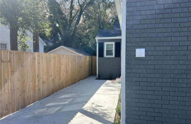 710 - A Gregg Avenue Gallery 2