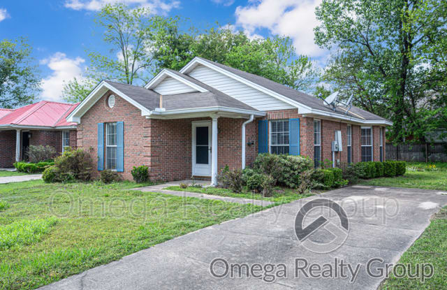 2713 Garden Brook Ct - 2713 Garden Brook Court, Montgomery, AL 36116