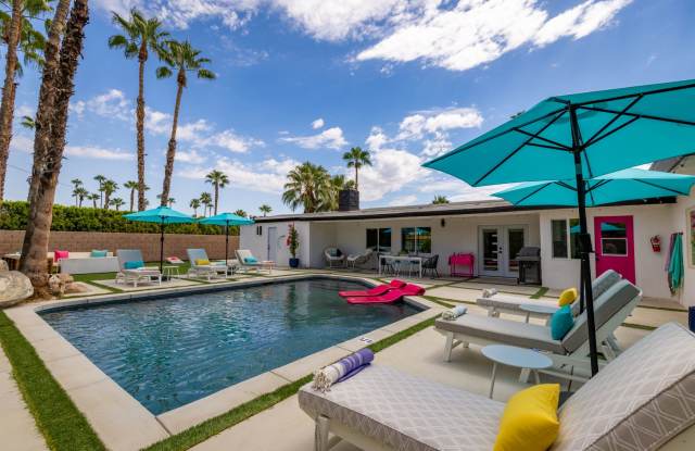 Stunning Desert Contemporary Home in Sunrise Park (Monthly Only - No Long Term) photos photos