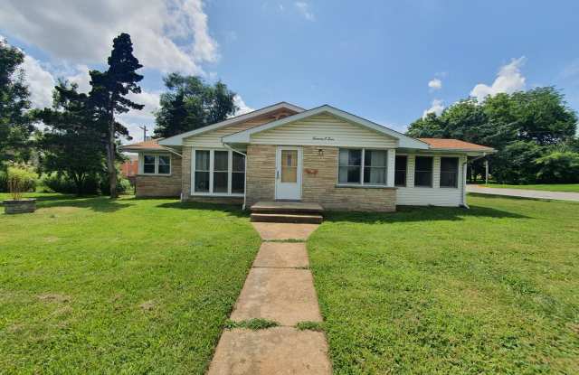 great home in Rolla photos photos