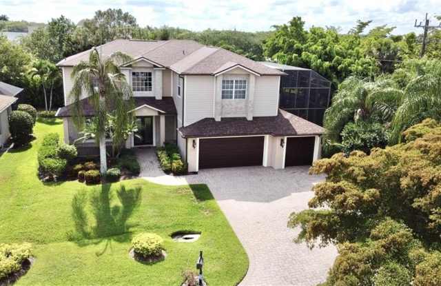 2855 Coach House photos photos