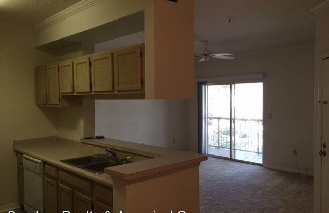 5604 Pinnacle Heights #205 Gallery 4