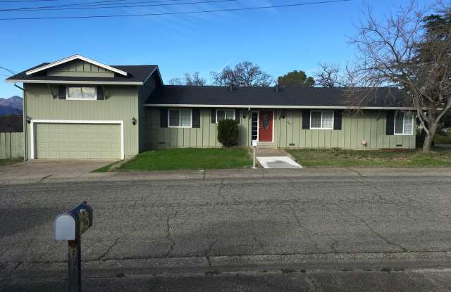 South Redding 2-Story Home, located in cul-de-sac photos photos