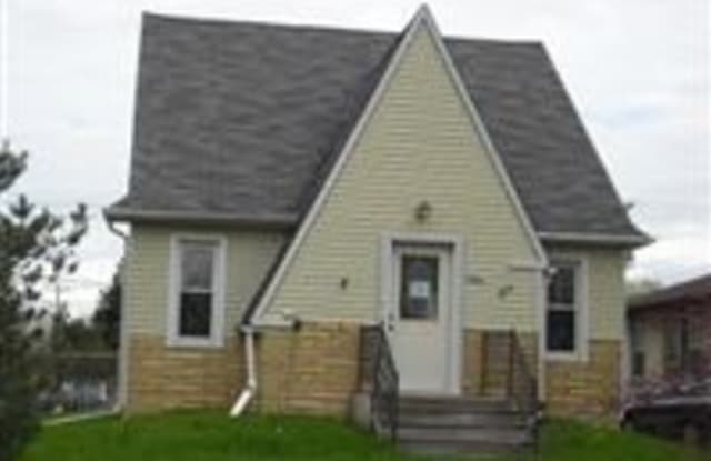 9405 Biddle Street - 9405 Biddle Street, Romulus, MI 48174